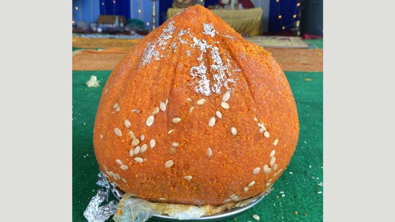 Ganapati Laddu Auction: నయా రికార్డు సృష్టించిన వినాయకుడి లడ్డూ.. వేలంలో రూ.2.31 కోట్లు.. ఎక్కడంటే..?