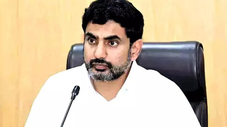 Minister Nara Lokesh: తాజా రాజకీయ పరిణామాలపై మంత్రి లోకేష్‌ సీరియస్‌..! మీరు ఏం చేస్తున్నారు..?