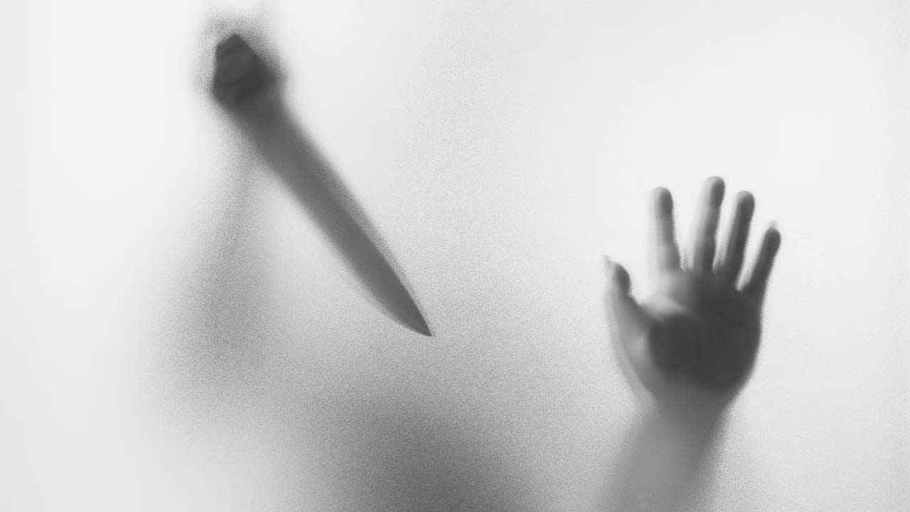 Extra-Marital Affairs: వివాహేతర సంబంధానికి అడ్డుగా రెండేళ్ల కూతురు.. కసాయి తల్లి ఏం చేసిందంటే..?