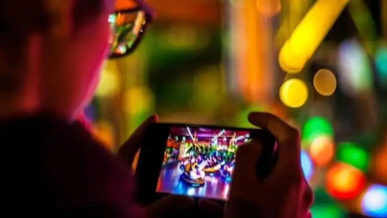 Online Game: ఆన్‌లైన్ గేమ్‌లో రూ.13 లక్షలు పోగొట్టిన 6వ తరగతి విద్యార్థి.. కట్‌చేస్తే..