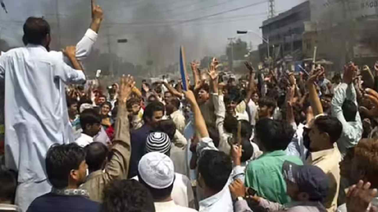 PoK: పాకిస్తాన్‌కు వ్యతిరేకంగా పీఓకేలో నిరసనలు.. పాక్ ఆర్మీ కాల్పులు..