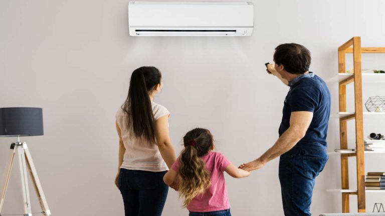 AC Health Risks: ఏసీలతో మృత్యుఘంటికలు.. నిపుణులు ఏం చెబుతున్నారు!