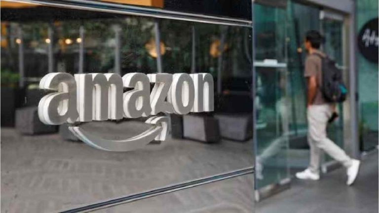Amazon Layoffs: టెక్ట్స్ మేసేజ్‌లతో ఉద్యోగులకు ఉద్వాసన పలికిన అమెజాన్..