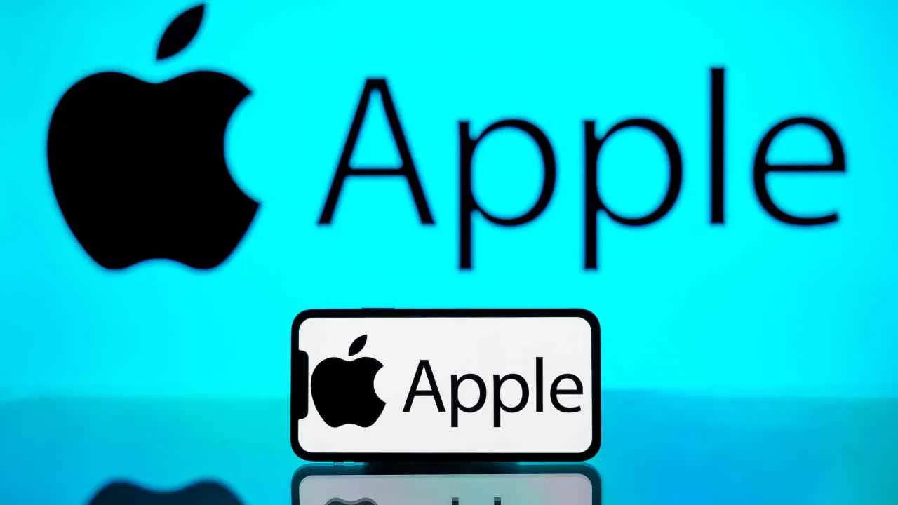 Apple Fine UK: యాపిల్‌కు రూ.1.75 వేల కోట్ల జరిమానా