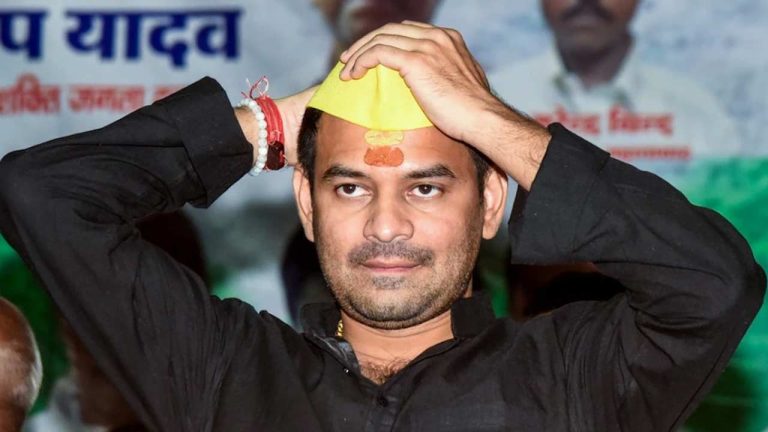 Bihar Elections 2025: బీహార్ ఎన్నికల్లో ఫ్యామిలీ వార్.. అభ్యర్థులను ప్రకటించిన లాలూ పెద్ద కుమారుడు!