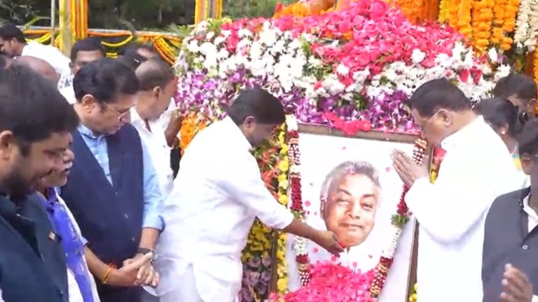 Gaddam Venkata swami: ఘనంగా గడ్డం వెంకటస్వామి 96వ జయంతి వేడుకలు.. పాల్గొన్న డిప్యూటీ సీఎం