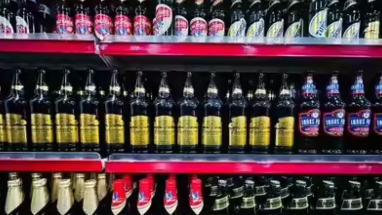 AP Fake Liquor Case: జనార్దన్‌ రావు అరెస్టు చూపకపోతే హైకోర్టులో పిటిషన్ వేస్తాం!