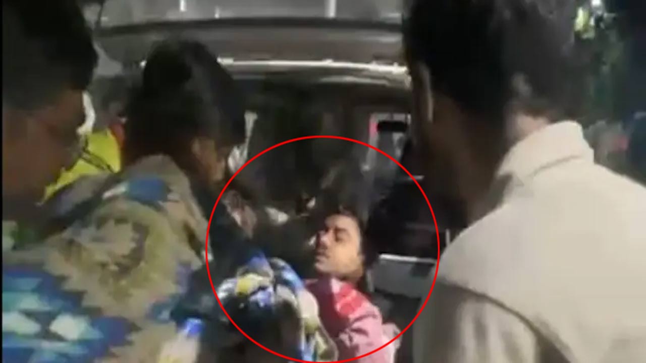 Kanpur: కాన్పూర్‌లో దారుణం.. లా విద్యార్థిపై మూకుమ్మడి దాడి.. కడుపు కోసి.. వేళ్లు నరికివేత