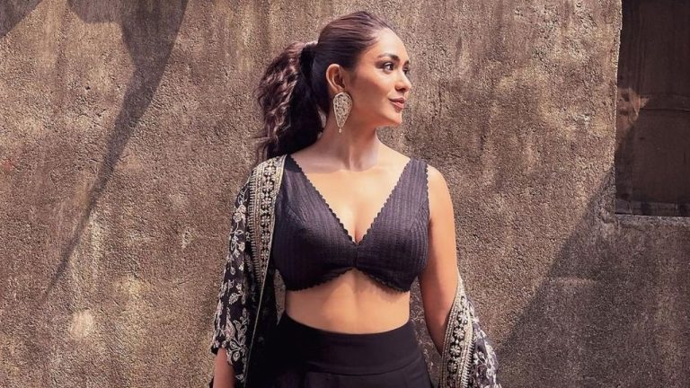 Tollywood Actress : తెలుగులో వరుస హిట్స్.. హిందీలో వరుస ప్లాప్స్