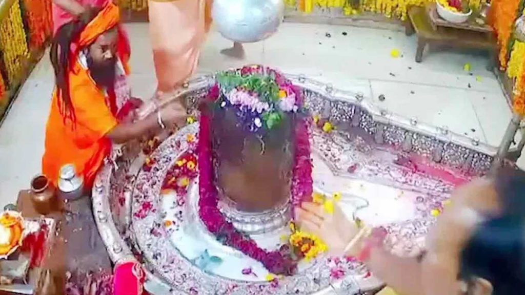 Mahakaleshwar Temple Disput