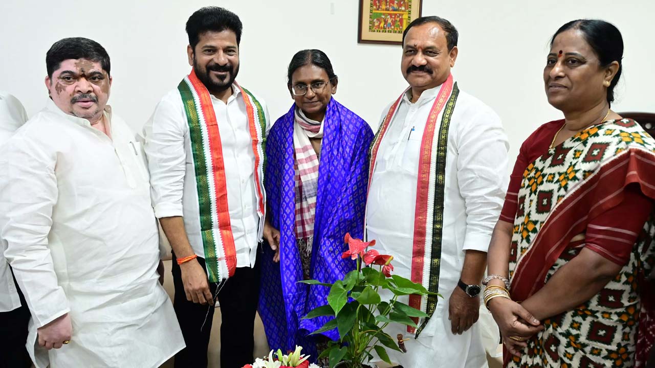 Congress Meeting: నేడు సీఎం రేవంత్ తో పీసీసీ చీఫ్ మహేష్ గౌడ్, మీనాక్షి నటరాజన్ భేటీ..