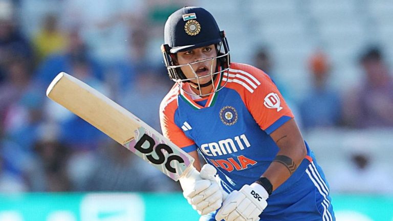 Shafali Verma: మెగా మ్యాచ్ కోసం బరిలోకి ధనాధన్ బ్యాటర్.. టీమిండియా ఫైనల్ కు చేరేనా..?