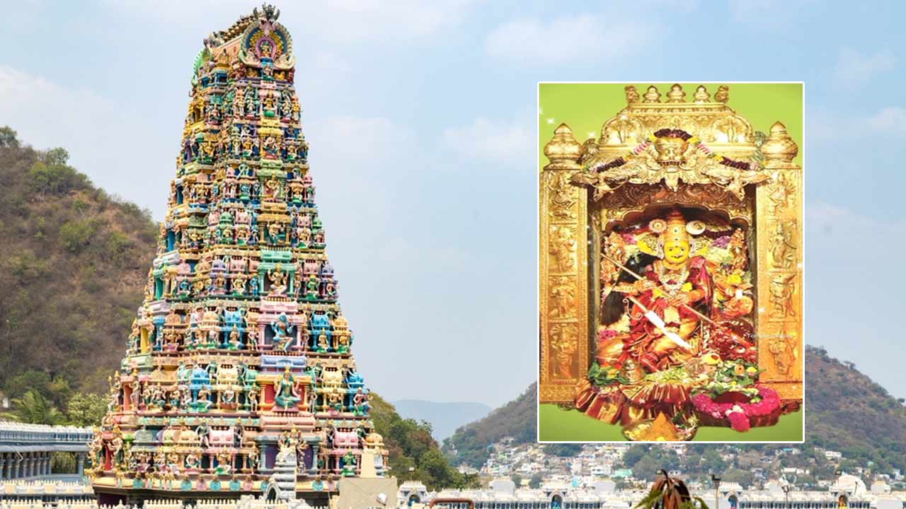 Sri Mahishasura Mardini Devi: మహిషాసురమర్దినిగా దుర్గమ్మ దర్శనం.. కిక్కిరిసిన ఇంద్రకీలాద్రి