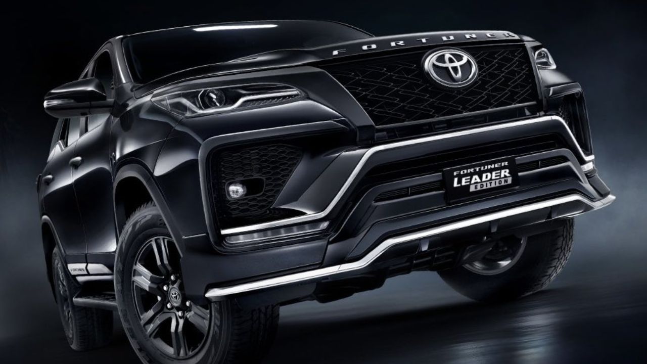 స్పోర్టీ లుక్, ప్రీమియం ఫీచర్స్ తో Toyota Fortuner Leader Edition లాంచ్.. ధర, ఫీచర్స్ ఇలా.!