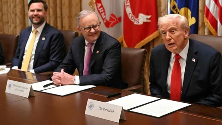 Trump: శాంతి ఒప్పందాన్ని ఉల్లంఘిస్తే హమాస్‌ను పూర్తిగా నిర్మూలిస్తాం.. ట్రంప్ హెచ్చరిక