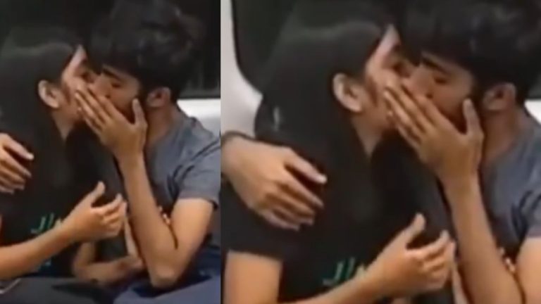 Couple Kissing in Metro:మరీ ఇంత కరువులో ఉన్నారేంట్రా మీరు.. మెట్రోలో కూడా అదే పనా..