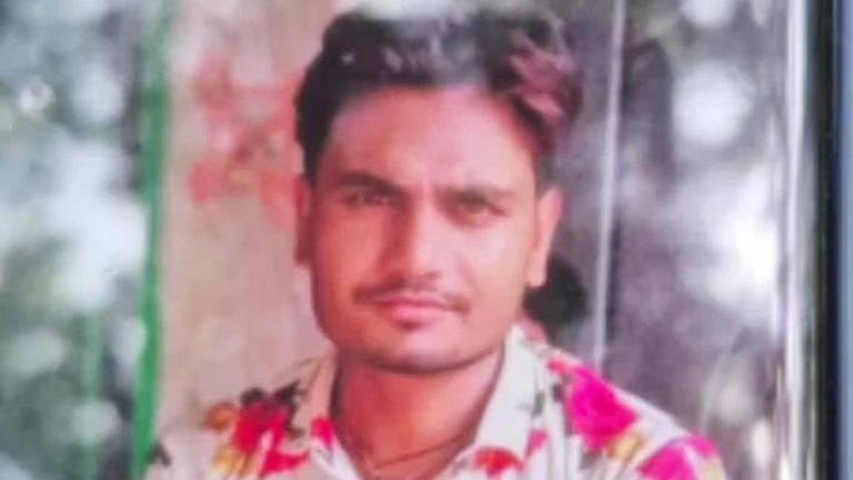 Horror:దారుణం.. భార్యను సుత్తెతో కొట్టి హత్య.. ఆపై భర్త కూడా…