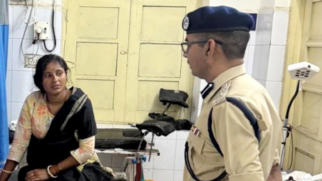 Pregnant Woman Kidnapped: అమానుషం…గర్భిణీని అడవిలో వదిలిన కిడ్నాపర్లు.. 25 కిలోమీటర్లు