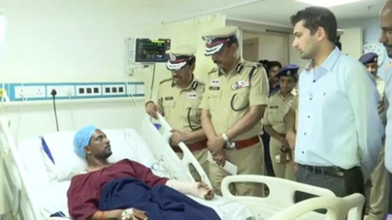 Asif: రియాజ్ దాడిలో గాయపడ్డ ఆసిఫ్‌కు డీజీపీ పరామర్శ