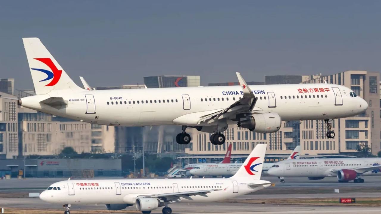 India-China Flights: షాంఘై- న్యూఢిల్లీ మధ్య విమాన రాకపోకలు పునరుద్ధరణ..