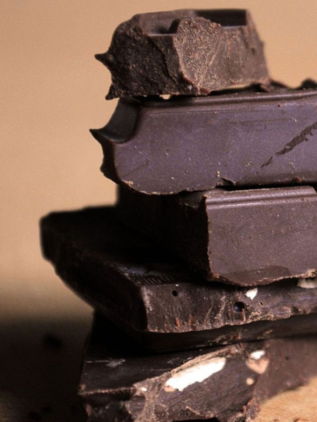 తీపి ఆనందం చాక్లెట్ : ఆరోగ్య లాభాలు, నష్టాలు ఇవే....