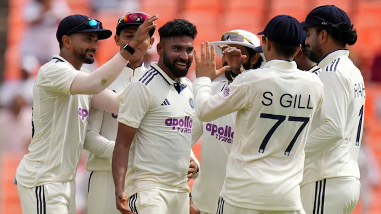 Ind vs WI: తొలి రోజు ముగిసిన ఆట.. రాహుల్ అర్ధ సెంచరీ.. భారత్ స్కోరు ఎంతంటే..?