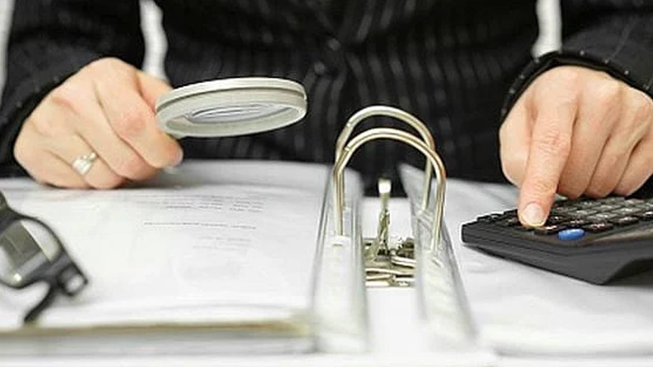 Income Tax: ఈ 10 రకాల లావాదేవీలపై ఐటీ కన్ను.. జాగ్రత్త పడకపోతే నష్టమే..!