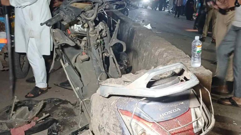 Kanpur Blast: కాన్పూర్ మసీదు సమీపంలో స్కూటర్లలో పేలుడు.. పలువురికి గాయాలు..