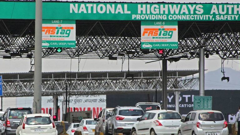 FASTag Recharge: వాహనదారులు ఈజీగా రూ. 1000 పొందే ఛాన్స్.. ఈ ఒక్క పని చేస్తే చాలు..