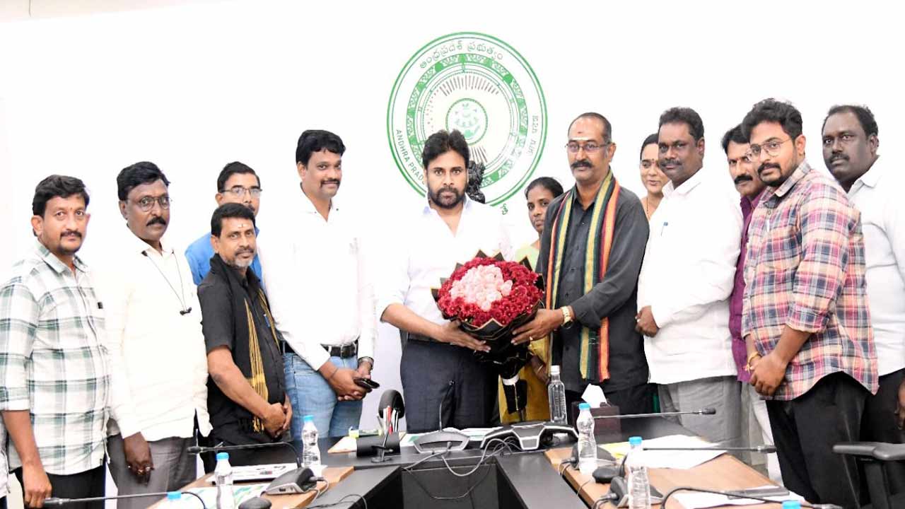 Deputy CM Pawan Kalyan: పంచాయతీల అభివృద్ధిపై పవన్‌ కల్యాణ్‌ కీలక వ్యాఖ్యలు..