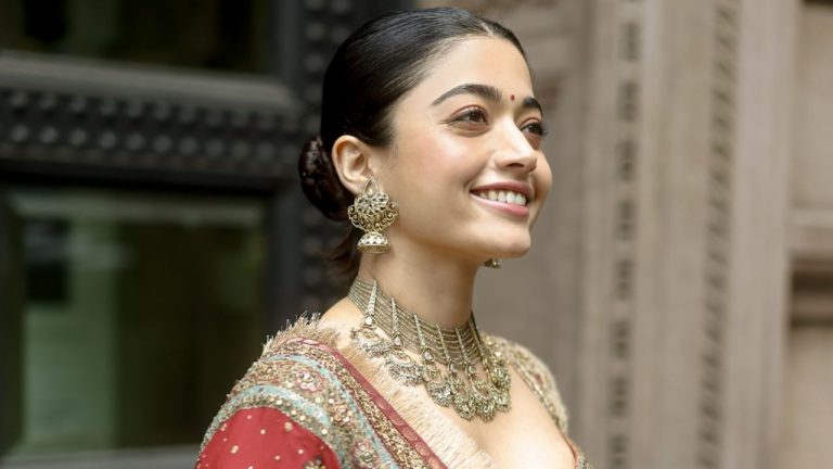 Rashmika: మీడియా ముందుకు రష్మిక.. పెదవి విప్పేనా?