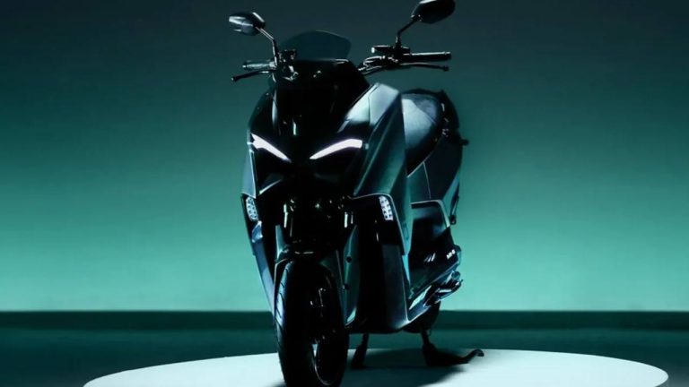 2026 TVS M1-S: 7-అంగుళాల TFT డిస్ప్లే, 150KM రేంజ్.. టీవీఎస్ మ్యాక్సీ ఎలక్ట్రిక్ స్కూటర్‌ ఆవిష్కరణకు రెడీ