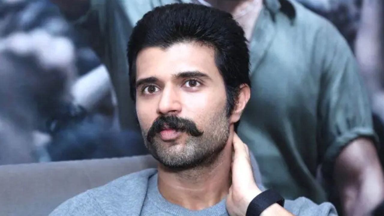 Vijay Devarakonda : కారులోనే శృంగారం చేశా.. విజయ్ షాకింగ్ కామెంట్స్