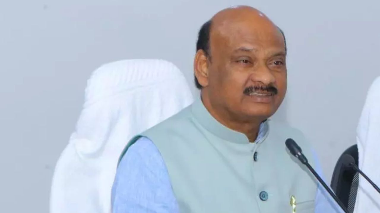 Ayyannapatrudu: పదవులు, అధికారం శాశ్వతం కాదు.. మంత్రికి స్పీకర్ చురకలు!