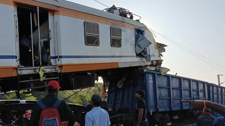 Bilaspur Train Accident: భయంకరమైన రైలు ప్రమాదం .. ఆరుగురు మృతి