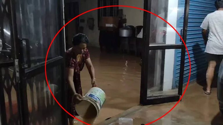 Kochi: కొచ్చిలో అర్ధరాత్రి ప్రమాదం.. పగిలిన భారీ నీటి ట్యాంక్.. ఇళ్లు జలమయం