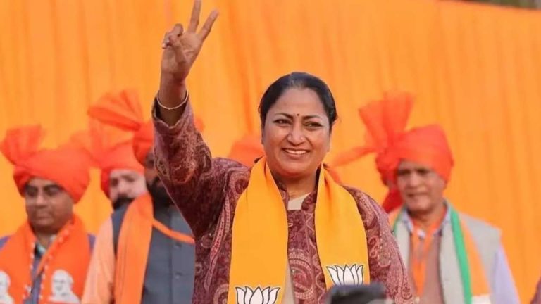 Rekha Gupta: ఢిల్లీలో సీఎం రేఖ గుప్తాకు తొలి అగ్ని పరీక్ష .. బీజేపీ ప్లాన్ ఏంటి?