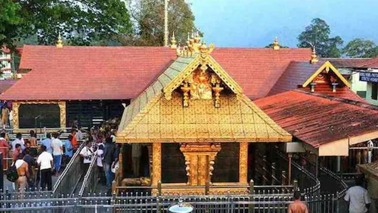 Sabarimala: శబరిమల వెళ్లేవారికి అలర్ట్.. ప్లాస్టిక్ వ్యర్థాలపై నిషేధం..!
