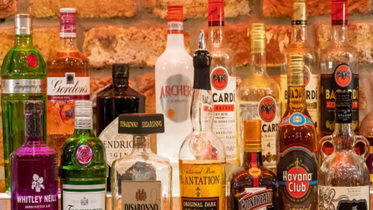 Saudi Arabia: 73 ఏళ్లుగా మద్యం అమ్మని ముస్లిం దేశం.. కానీ ఇప్పుడు !