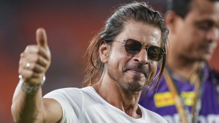 Shah Rukh Khan: బిలియనీర్ల క్లబ్‌లోకి షారుఖ్ ఖాన్.. ఆస్తుల విలువ ఎంతో తెలుసా!