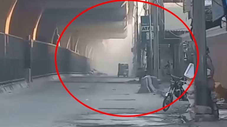 Pakistan: పాక్‌ మిలిటరీ ప్రధాన కార్యాలయంపై ఆత్మాహుతి దాడి.. ముగ్గురు మృతి