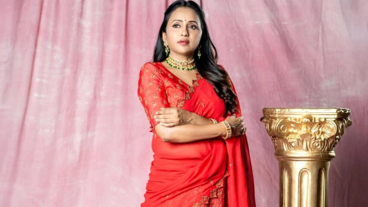 Anchor Suma : మేం విడిపోవాలని కోరుకున్నారు.. రాజీవ్ తో బంధంపై సుమ కామెంట్స్