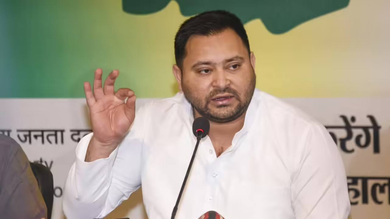 Tejashwi Yadav: 18నే ముఖ్యమంత్రిగా ప్రమాణం చేస్తా.. గెలుపుపై తేజస్వి యాదవ్ ధీమా