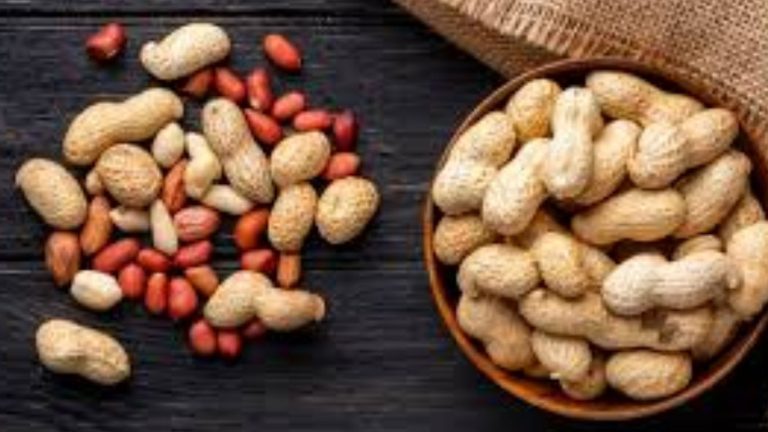 Pea Nuts: చలి కాలంలో వేరుశనగలు తినడం వల్ల ఎన్ని లాభాలో తెలుసా..
