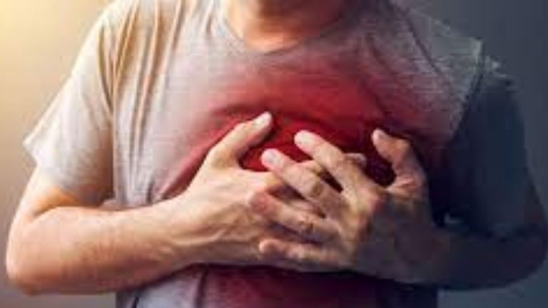 Heart Attack: తెల్లవారుజామునే ఎక్కువగా గుండెపోటు ఎందుకు వస్తుందో మీకు తెలుసా..
