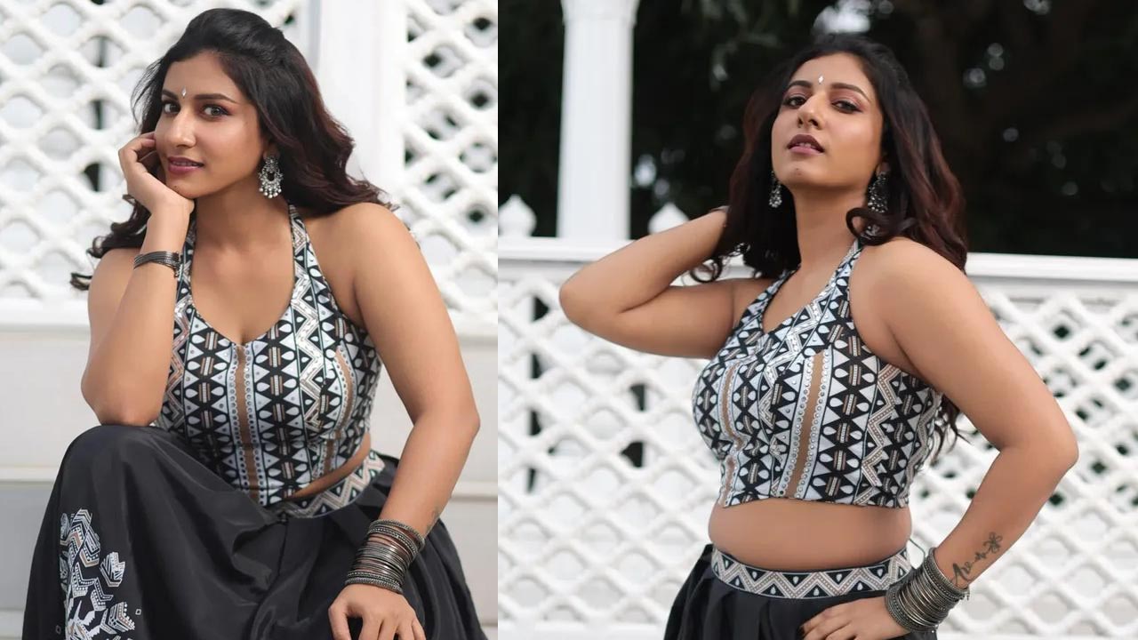 Vishnupriya : విష్ణుప్రియ అందాల ఘాటు.. మొత్తం చూపించేస్తోంది