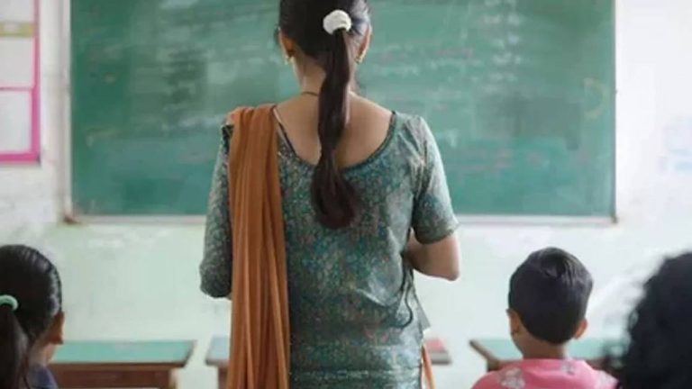 CTET 2026: సెంట్రల్ టీచర్ ఎలిజిబిలిటీ టెస్ట్ నోటిఫికేషన్ రిలీజ్.. ఇలా అప్లై చేసుకోండి