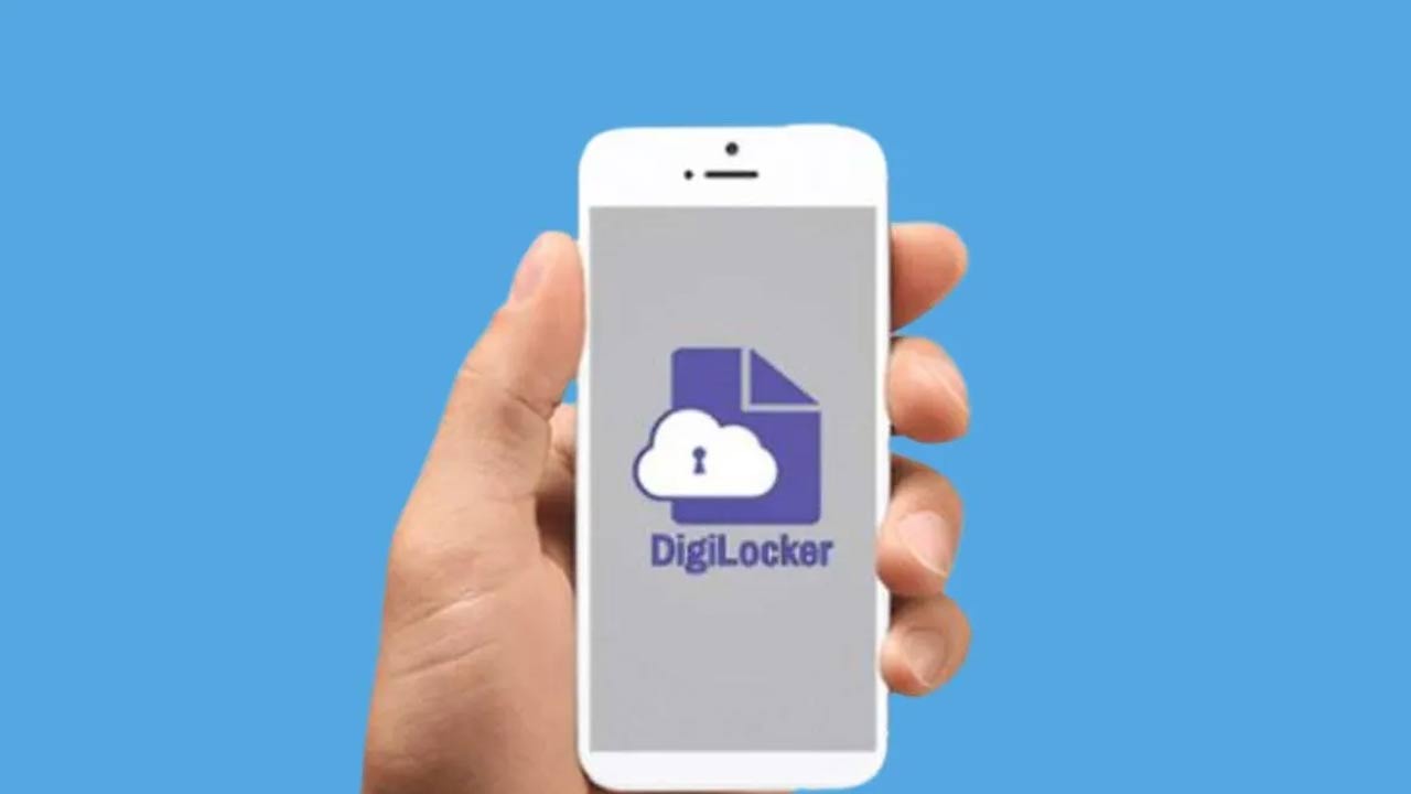 DigiLocker: అత్యవసర పరిస్థితుల్లో ఆపద్బాంధవుడిలా డిజిలాకర్.. ఎలా ఉపయోగపడుతుందంటే?