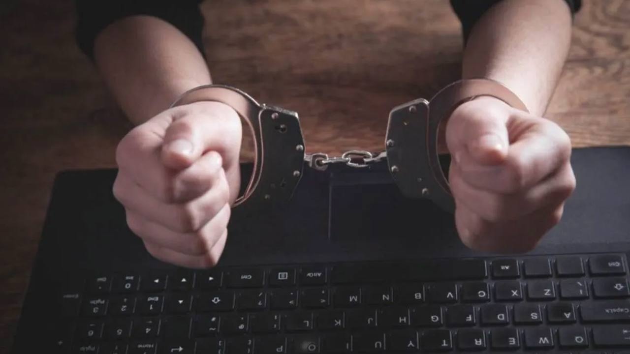 Digital Arrest: ఎయిర్‌టెల్ అధికారిగా, ముంబై పోలీసులగా నటిస్తూ.. 70 ఏళ్ల మహిళ ఖాతా నుంచి రూ.78.89 లక్షలు స్వాహా