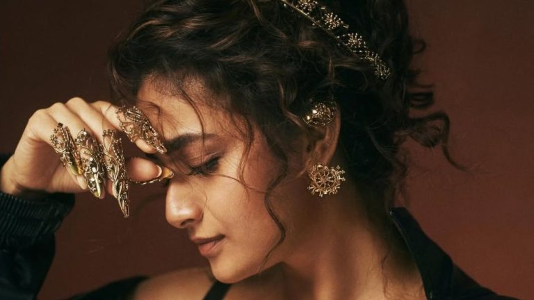 Keerthy Suresh : కొత్త ప్రయాణం మొదలు పెట్టబోతున్న కీర్తి సురేష్ ..